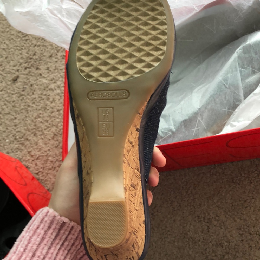 Shoes - Picture 2 of 3